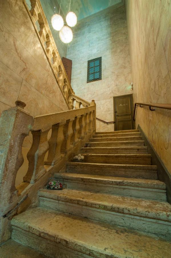 Maison D'Hotes La Lumiere De Migou Beaumont-de-Lomagne Exteriér fotografie